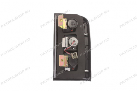 Lampa spate stanga Nissan Patrol Y61 98-05 - PATROL SHOP [1]