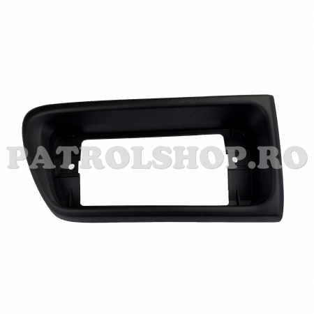 Elemente Caroserie - Ornament lampa spate stanga OEM Nissan Patrol Y61 <2001 - PATROL SHOP