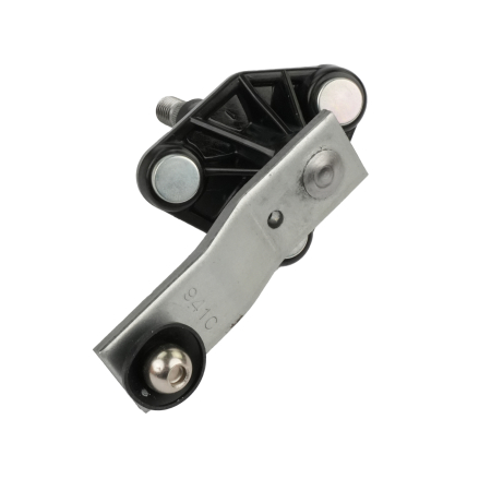 Windshield wiper assembly left pivot OE Nissan Patrol Y61 - left-hand drive [1]