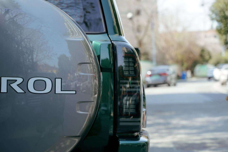 Set lampi spate LED fumurii Nissan Patrol Y61 GU4 >2004 [3]