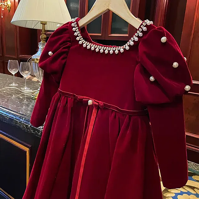 Rochita Craciunita cu perle [2]