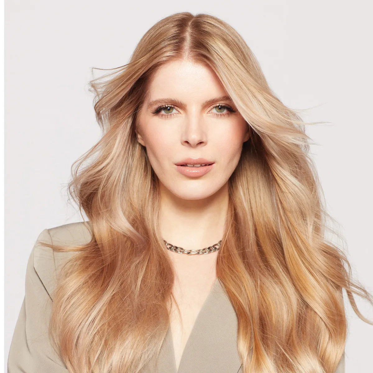 FOREVER BLONDE CONDITIONER, BALSAM DE REPARARE FOARTE HIDRATANT 200ml [3]
