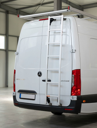 Scara usa spate - Scara usa spate