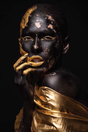 Tablouri Chic și Glam - Aurul tăcerii