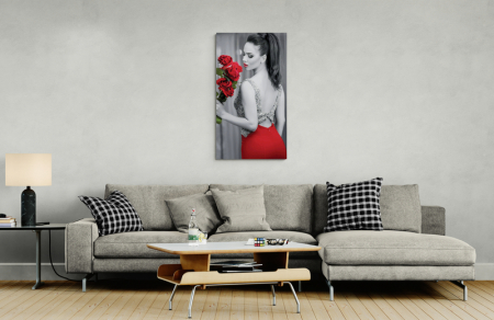 Doamna cu trandafiri [1]