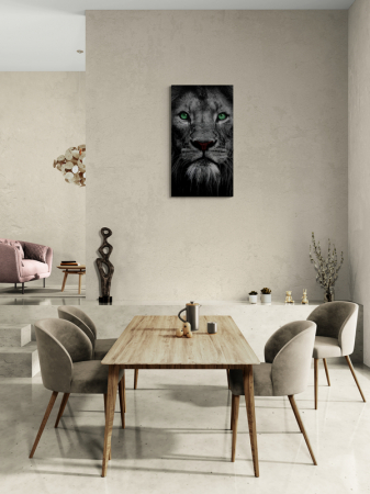 Leu cu ochi verzi, putere sălbatică [2]