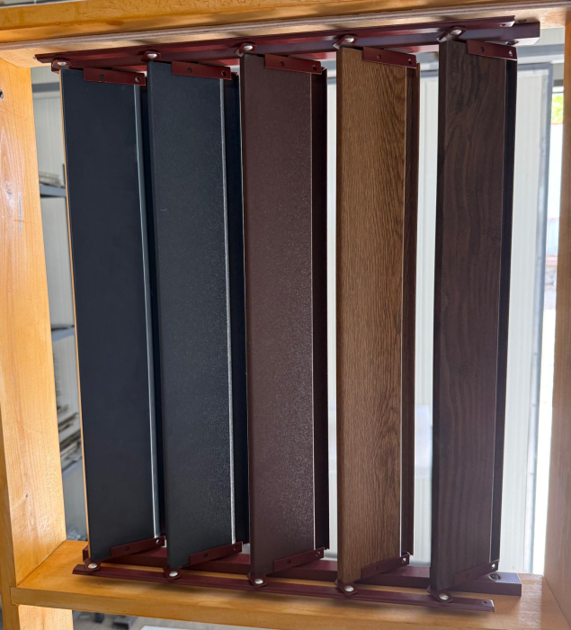 126 cm lățime cu 150-250 cm inaltime, PergoLino Vertical14 cu lamele metalice [12]