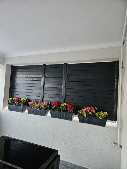 200 cm înălțime: kit complet Jaluzea reglabilă cu glisiere metalice + 22 lamele 100-130 cm din lemn de pin natur [18]