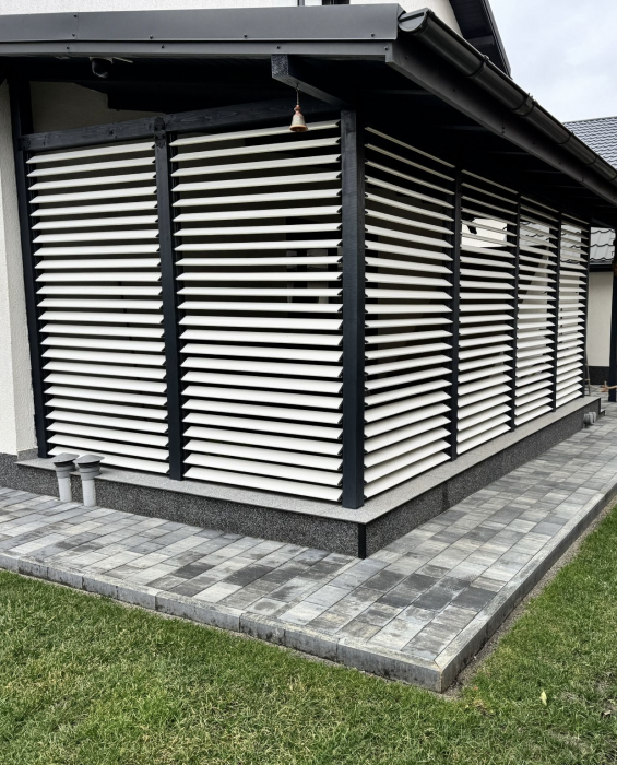 216 cm înălțime: kit complet Jaluzea reglabilă cu glisiere metalice + 24 lamele 100-130 cm din lemn de pin natur [20]