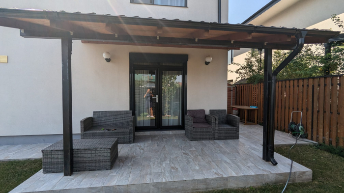 216 cm înălțime: kit complet Jaluzea reglabilă cu glisiere metalice + 24 lamele 100-130 cm din lemn de pin natur [26]