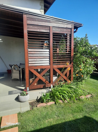 200 cm înălțime: kit complet Jaluzea reglabilă cu glisiere metalice + 22 lamele 100-130 cm din lemn de pin natur [25]