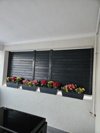 200 cm înălțime: kit complet Jaluzea reglabilă cu glisiere metalice + 22 lamele 100-130 cm din lemn de pin natur [17]