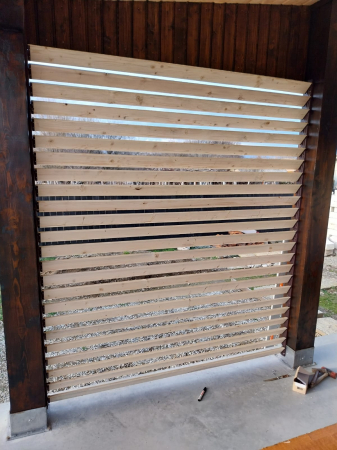 Feronerie cu glisiere aluminiu pentru lamele orientabile [12]