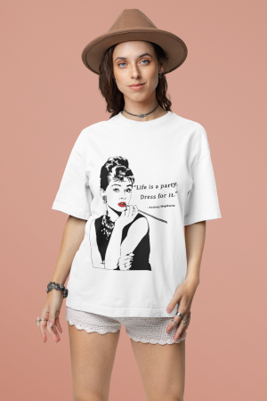 Tricouri pentru femei - Tricou  oversized din bumbac organic Life is a party dress for it