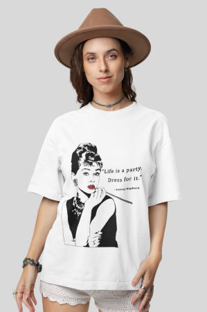 Colectia Fashion Icon - Tricou  unisex din bumbac 100% Life is a party dress for it