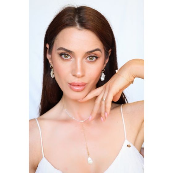 Delicată. Elegantă. Sofisticată.