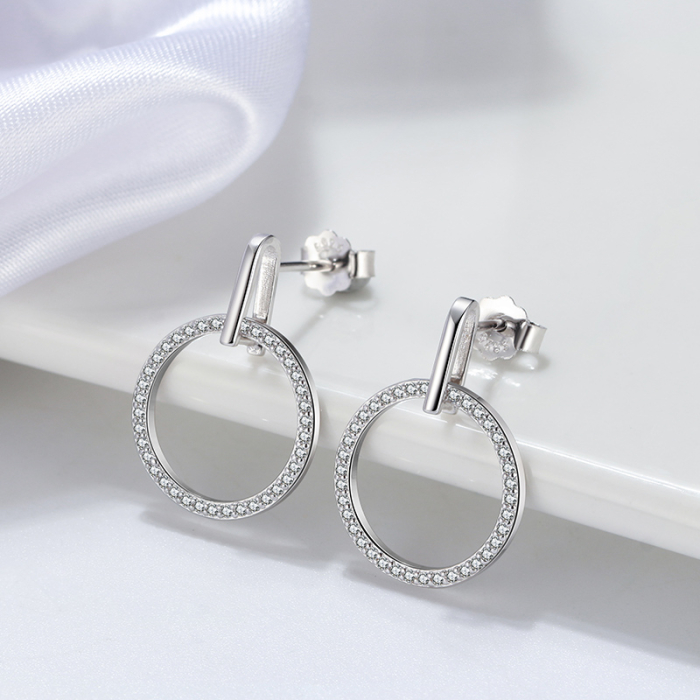 Cercei rotunzi din argint placat cu aur 14K și zirconii – design minimalist elegant [3]