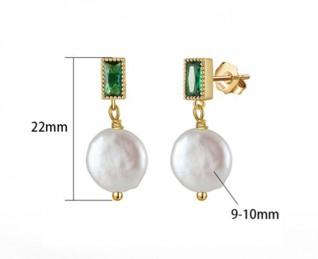 Cercei din argint placat cu aur și piatră verde smarald [1]