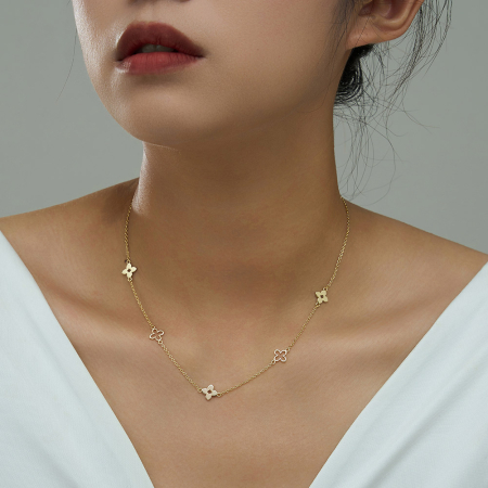 Colier din argint placat cu aur 14 karate cu trifoi – design elegant și minimalist [1]