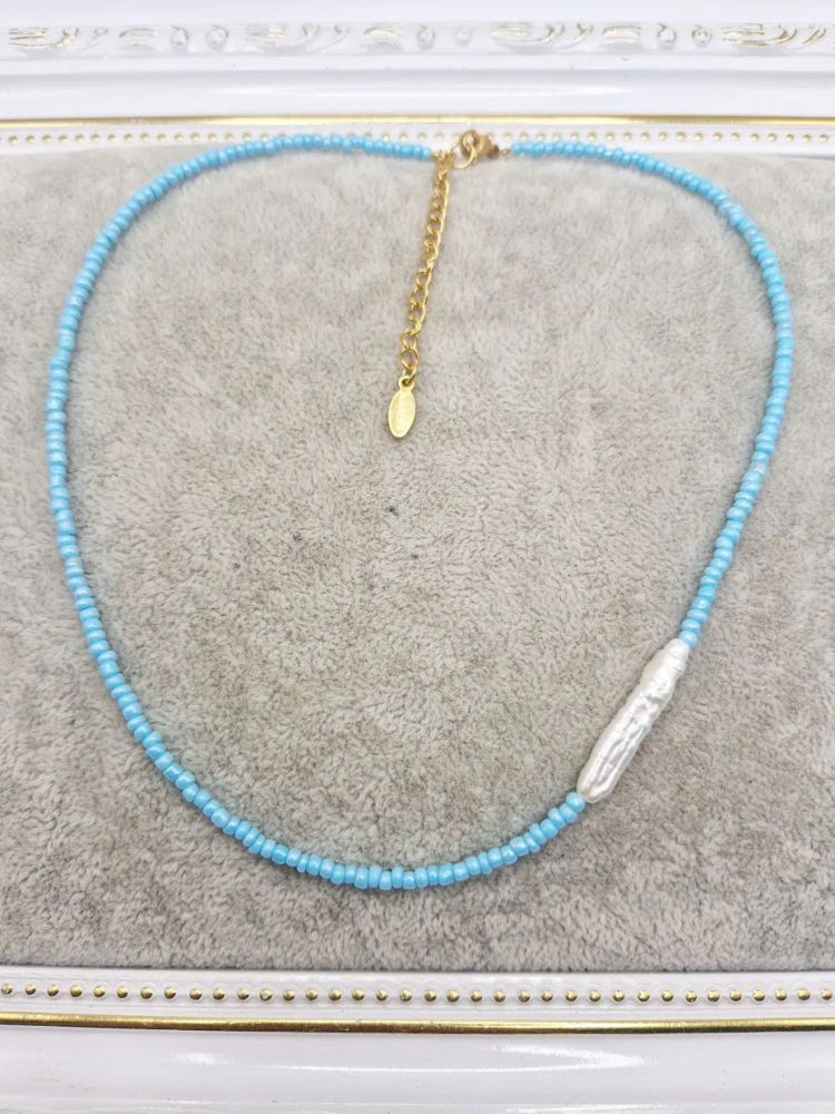 Colier Choker din Mărgele Blue Sky cu Perlă si inchidere inoxidabila aurie. [1]