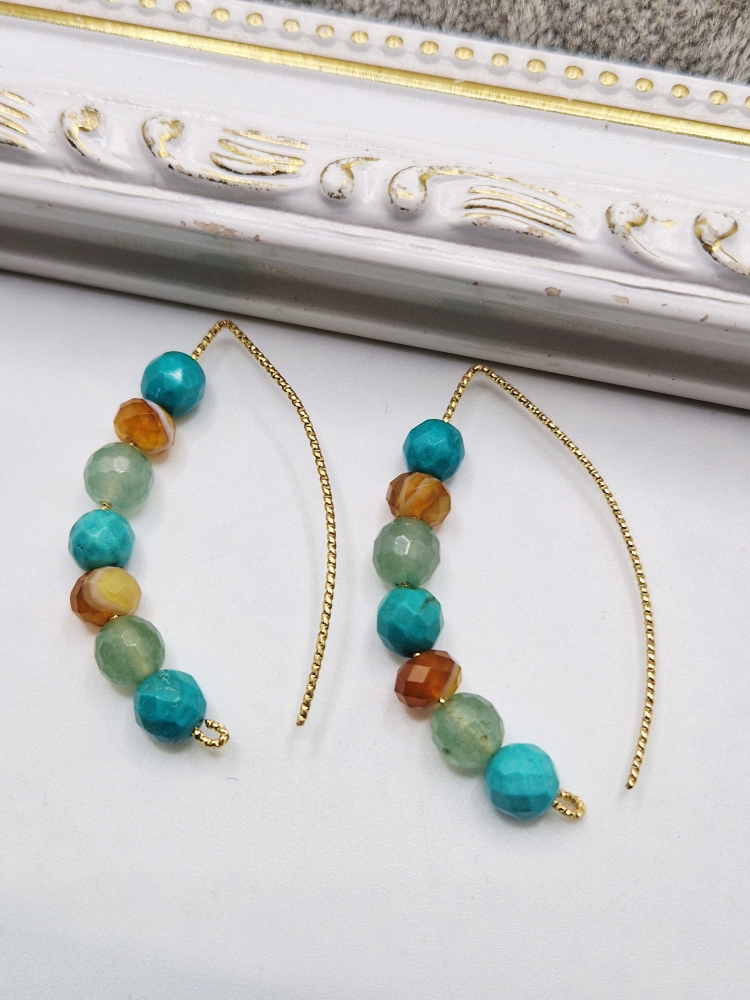 Set alcatuit din bratar pe elastic si cercei [2]