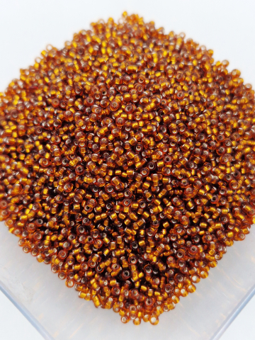 Miyuki 15/0 - Miyuki 1.5mm Silver Lined Lt Topaz - 5 g ​​​​​​​Orificiu 0.7mm Aprox. 1347 bucăți