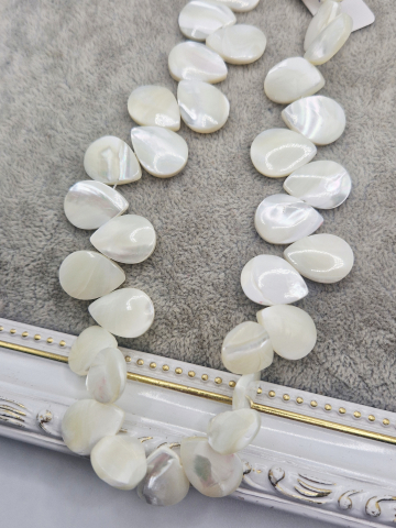 Scoica - Briolete sidef, marime 16x12mm .