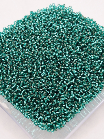Miyuki 15/0 - Miyuki 1.5mm Emerald Silver Lined - 5 g Orificiu 0.7mm Aprox. 1347 bucăți