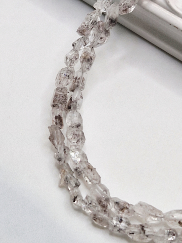 Cuart herkimer (diamant) 4.5..5 - 6..7.5mm - 1 sirag 20cm [1]