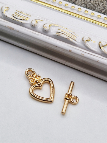 Aliaj auriu - Inchizatoare din aliaj auriu toggle auriu inima.