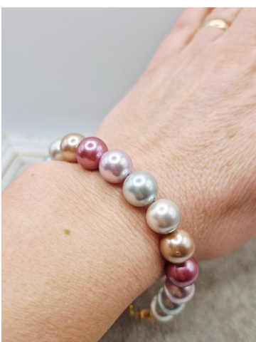 Bratara realizata din Perle tip Mallorca multicolore, nuante de lila, cu inchizatoare din inox. [2]