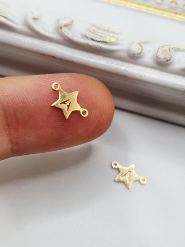 ACCESORII - Link litera A steluta 9x6mm - 1 buc stea