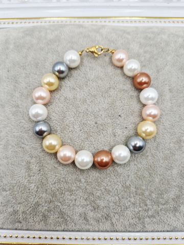 Brățări - Bratara realizata din Perle tip Mallorca multicolore, nuante de auriu, cu inchizatoare din inox.
