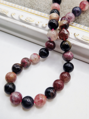 Turmalina - Turmalina 8mm Se vinde la bucata