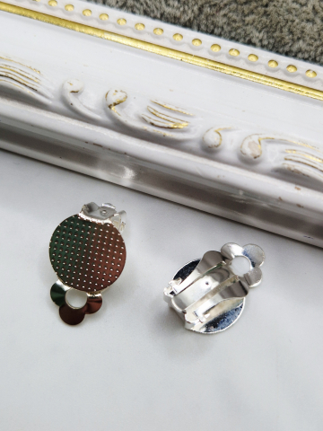 Aliaj argintiu deschis - Bază argintie cercei clips 13mm - 1 buc