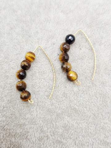Cercei - Cercei realizati din sfere de Ochi de tigru fatetate și sârmă de cupru placată cu aur 14k.