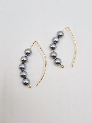 Cercei - Cercei realizati pe sarma modelatoare placata cu aur 14k, din perle tip Mallorca de 6mm.