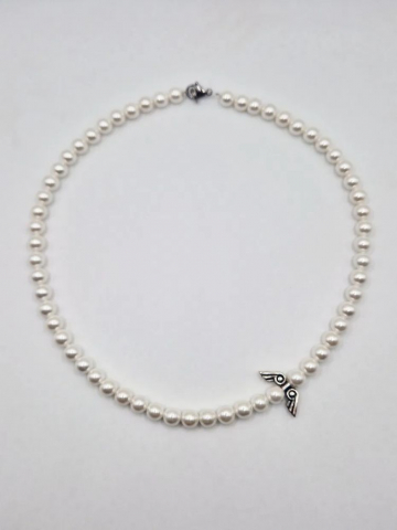 Colier la baza gâtului (choker) realizat din Perle tip Mallorca [1]