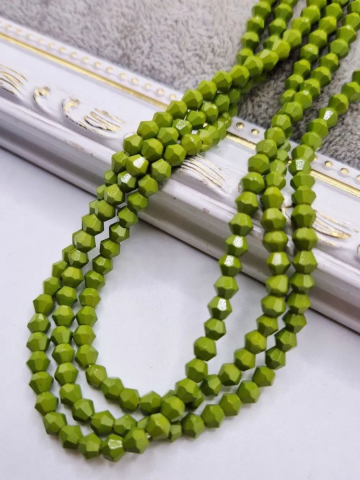 Cristale biconice - Cristale biconice verde crud 4mm - 1 buc