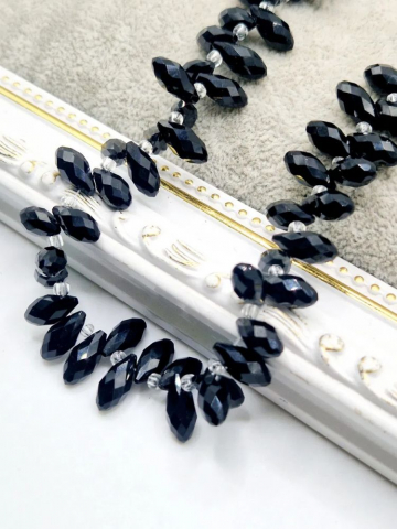 MĂRGELE - Cristale briolete negre 12x5mm - 1 buc
