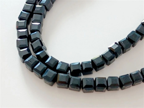 Cristale cubice, 4,5mm - 1buc [1]