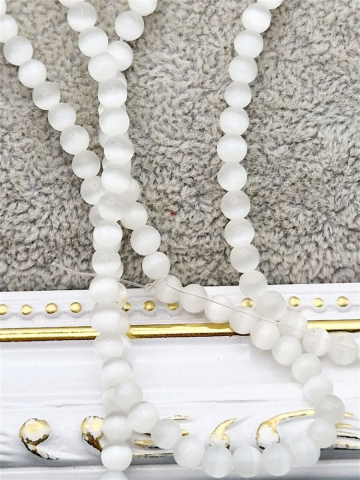 Ochi de pisica - Ochi de pisică 4mm alb - 1 buc piatra