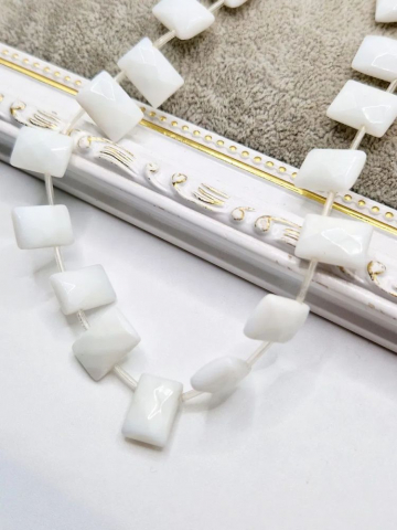 Onix - Onix alb, fațetat, brioletă dreptunghi 14x10mm - 1 buc