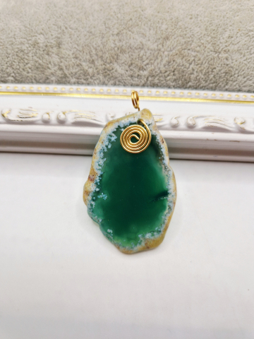 PANDANTIVE - Pandantiv Agata verde cu anou 51x34mm