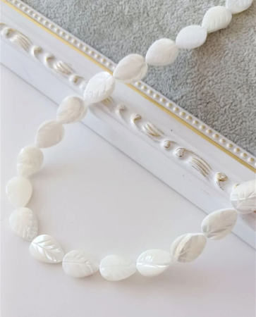 Scoica - Sidef alb frunză 14x10mm, cod sidef3 - 1 buc frunza