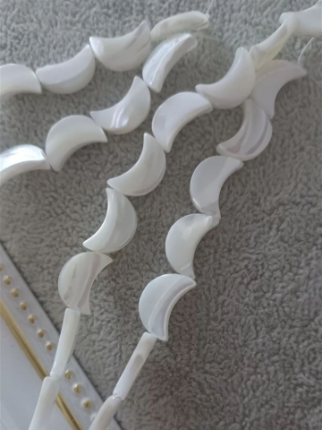 Scoica - Sidef semilună 12x6mm - 1 buc