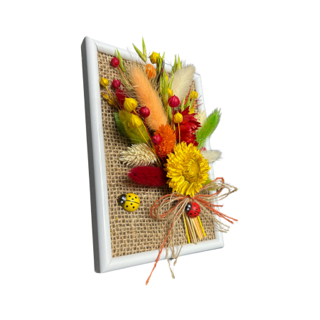 Razele Primăverii – Mărțișor Handmade cu Flori Uscate și Buburuze Norocoase [3]