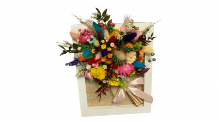 Tablou Handmade cu Flori Uscate - Explozie de Culoare și Eleganță