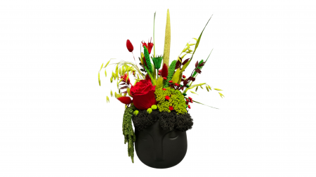 Aranjamente florale - Vază Neagră cu Licheni Stabilizați și Trandafir Roșu - Eleganță și Contrast