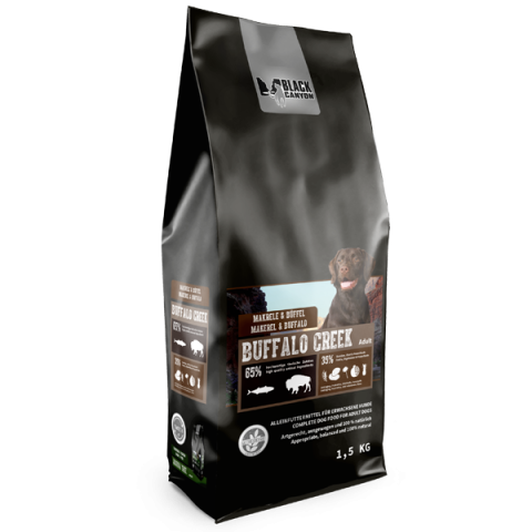 HRANA USCATA - Black Canyon Dog Buffalo Creek Mackerel and Buffalo 5kg (Macrou si Bivol)